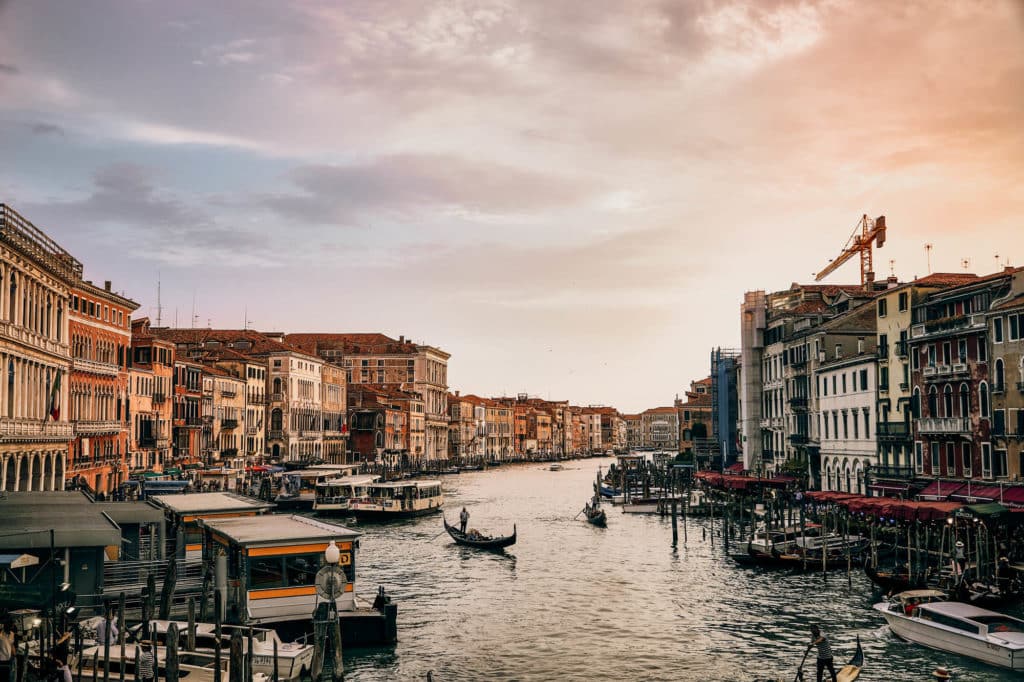 places-to-get-married-in-italy-venice
