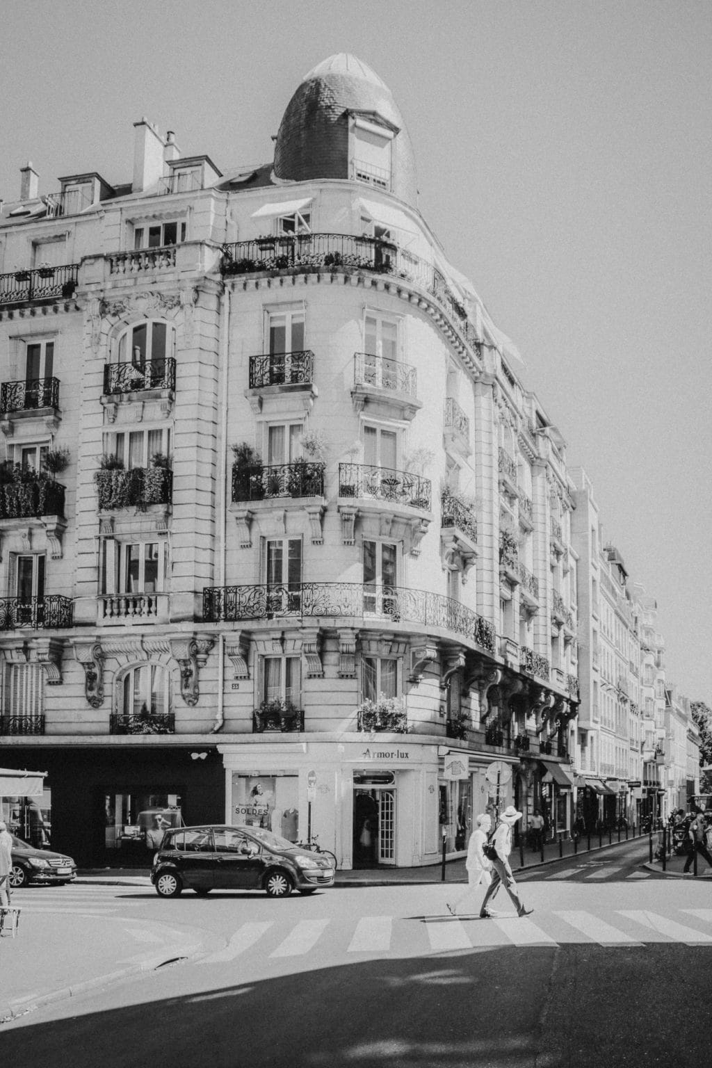 Enchanting Elegance: A South France Wedding Experience